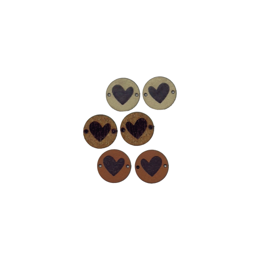 2 mini faux leather labels "heart"
