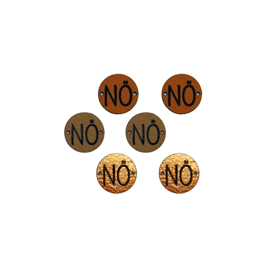 2 mini faux leather labels "Nö"